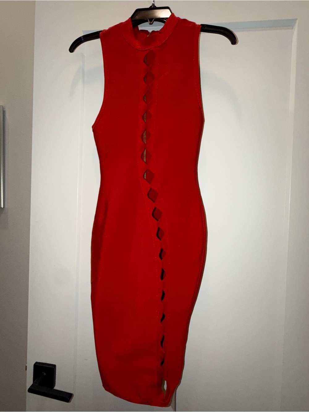 STYLEWE Red Sleeveless Midi Dress with Center Cutout Detailing